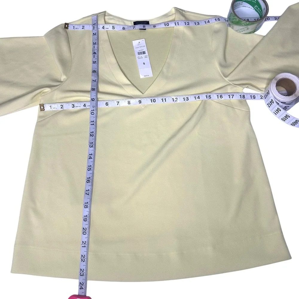 Ann Taylor Women's V-Neck 3/4 Bell Sleeve Blouse Size Small‎ Yellow NWT - Picture 6 of 11